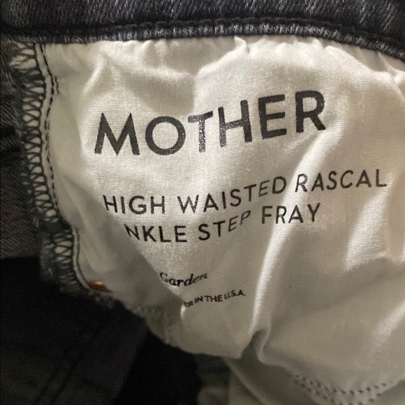 MOTHER HIGH WAISTED RASCAL ANKLE STEP FRAY IN NIGHT GARDEN - Picture 6 of 9